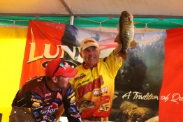 Canadian Bass Championship team